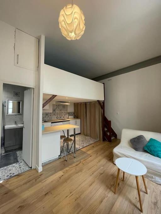 Studio Mezzanine N Dame Versailles Luaran gambar